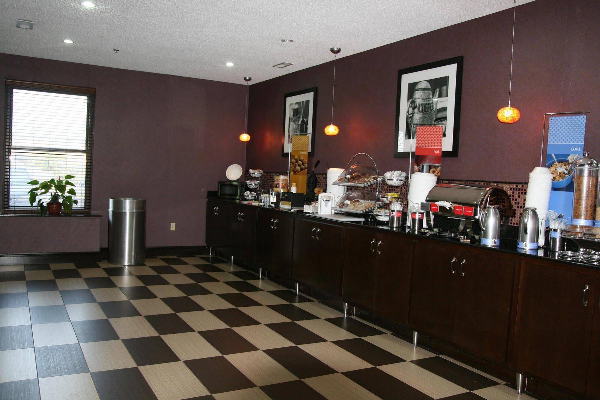 Hampton Inn Tullahoma Exteriér fotografie